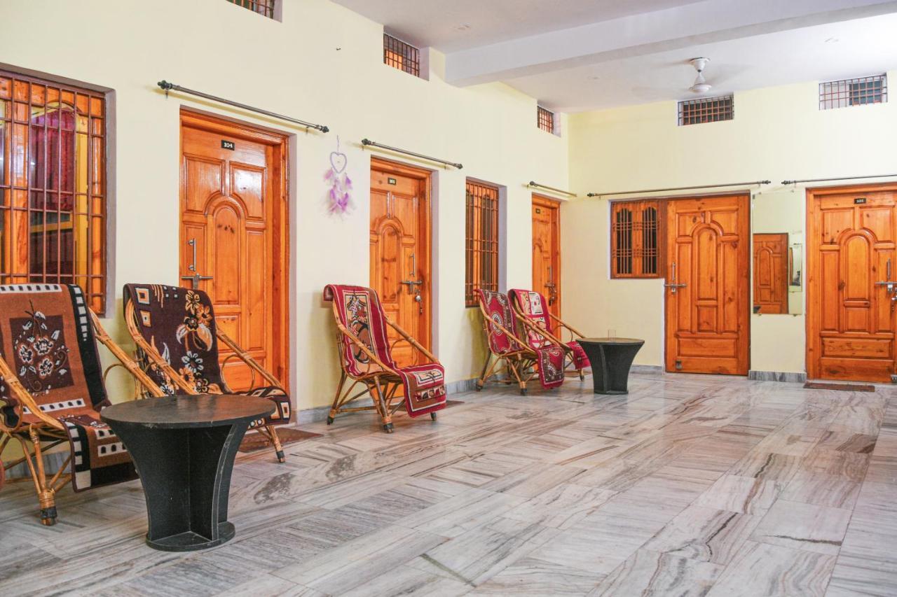 Banjara House Hostel Varanasi Bagian luar foto
