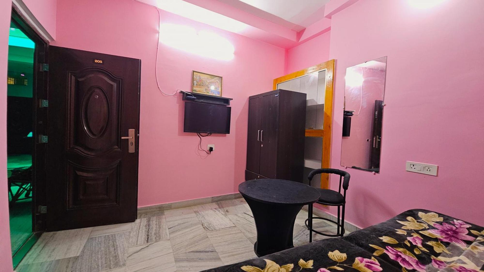 Banjara House Hostel Varanasi Bagian luar foto